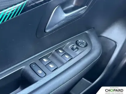 Photo 21 Peugeot 208  PureTech 100 S&S BVM6