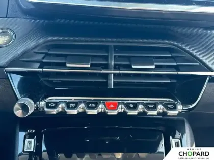 Photo 23 Peugeot 208  PureTech 100 S&S BVM6