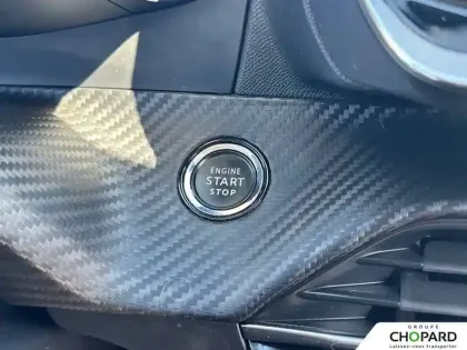 Photo 20 Peugeot 208  PureTech 100 S&S BVM6