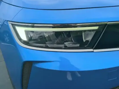 Photo 38 Opel Astra  1.5 Diesel 130 ch BVA8