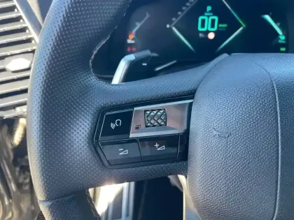 Photo 24 DS DS 7 DS7 Crossback Hybride E-Tense 225 EAT8