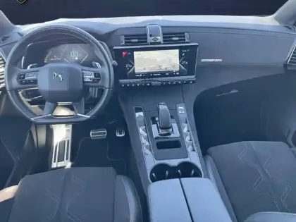 Photo 12 DS DS 7 DS7 Crossback Hybride E-Tense 225 EAT8