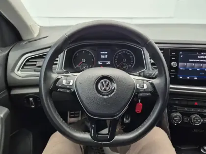 Photo 30 Volkswagen T-roc  1.6 TDI 115 Start/Stop BVM6