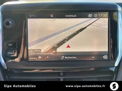 Photo 15 Peugeot 208  PureTech 110ch S&S BVM6