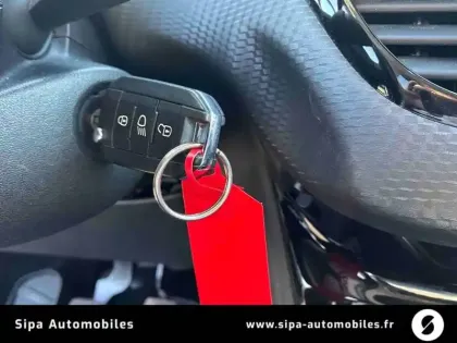 Photo 24 Peugeot 208  PureTech 110ch S&S BVM6