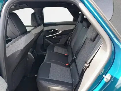 Photo 11 Peugeot 3008  Electrique 210 ch 73 kWh