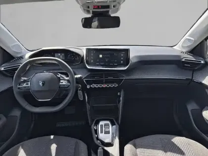 Photo 7 Peugeot 208  Hybrid 110 ch e-DCS6