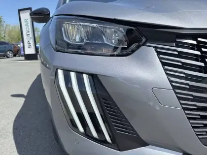 Photo 15 Peugeot 208  Hybrid 110 ch e-DCS6