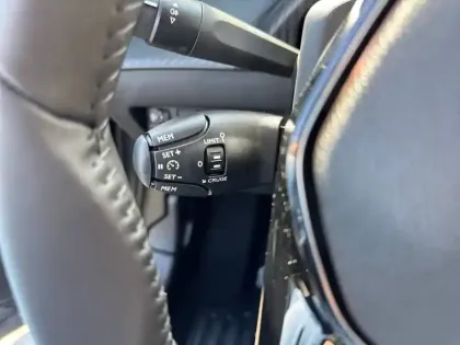 Photo 18 Peugeot 208  Hybrid 110 ch e-DCS6