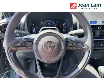 Photo 11 Toyota Yaris  Cross Hybride 130h 2WD