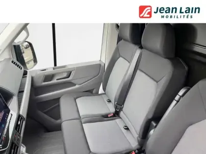 Photo 16 Volkswagen Crafter  VAN 35 L3H3 2.0 TDI 177 CH BVA8 4MOTION