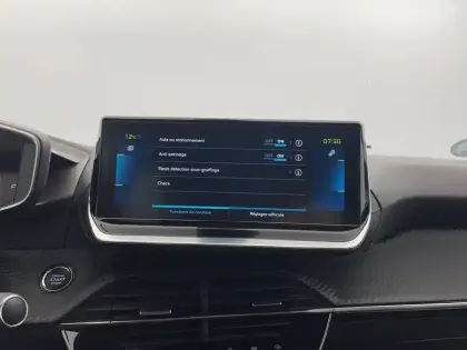 Photo 63 Peugeot 208  Electrique 50 kWh 136ch