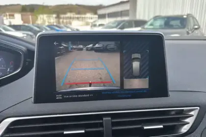 Photo 17 Peugeot 3008 Gén. II Ph1 Allure Business 5