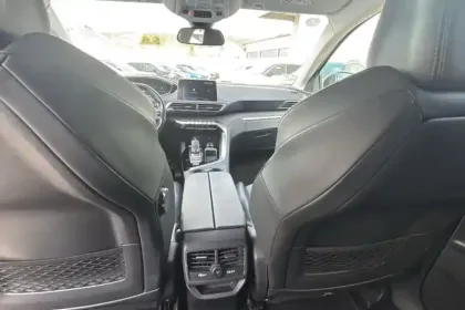Photo 40 Peugeot 3008  Puretech 130ch S&S EAT8