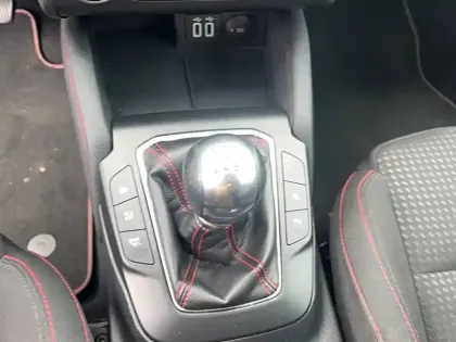 Photo 5 Ford Focus Gén. IV Ph1 ST-Line X 5