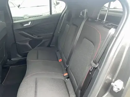 Photo 8 Ford Focus Gén. IV Ph1 ST-Line X 5