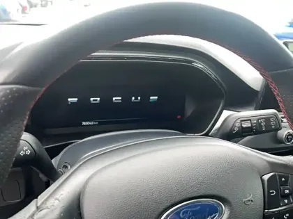 Photo 9 Ford Focus Gén. IV Ph1 ST-Line X 5