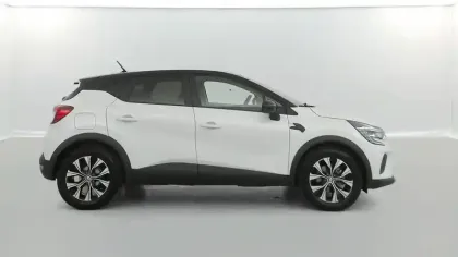 Photo 14 Renault Captur  E-Tech full hybrid 145
