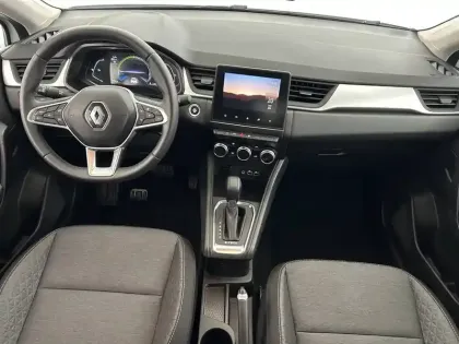 Photo 36 Renault Captur  E-Tech full hybrid 145