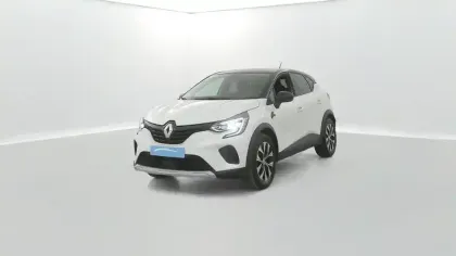 Photo 9 Renault Captur  E-Tech full hybrid 145