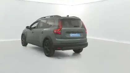 Photo 11 Dacia Jogger  Hybrid 140 7 places GSR2