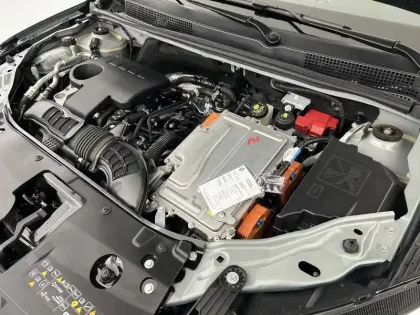 Photo 35 Dacia Jogger  Hybrid 140 7 places GSR2