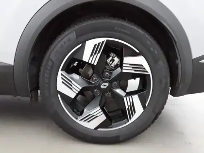 Photo 11 Renault Symbioz  E-Tech full hybrid 145