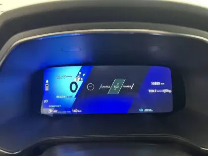 Photo 33 Renault Symbioz  E-Tech full hybrid 145