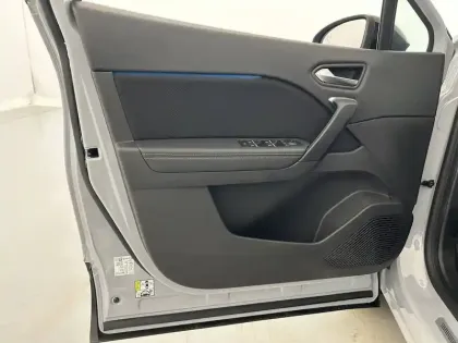 Photo 27 Renault Symbioz  E-Tech full hybrid 145