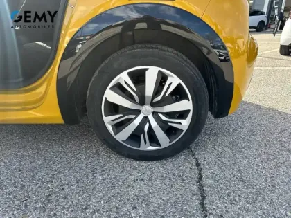 Photo 10 Peugeot 208 Gén. II Ph1 NG Active 5