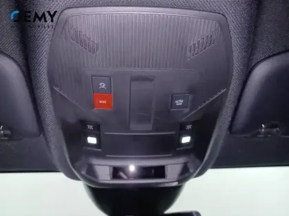 Photo 14 Peugeot 408  Hybrid 136 e-DCS6