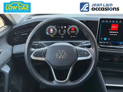 Photo 11 Volkswagen Tiguan  1.5 eTSI 130ch DSG7