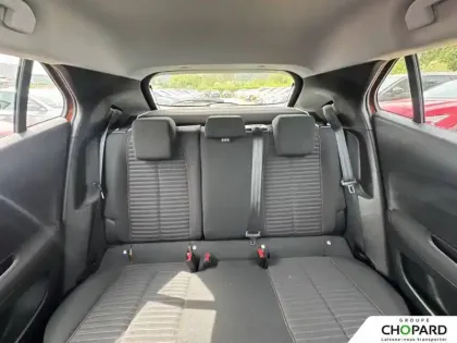 Photo 35 Peugeot 2008  PureTech 100 S&S BVM6