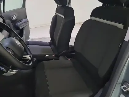Photo 31 Citroën C3 Aircross  PureTech 110 S&S BVM6
