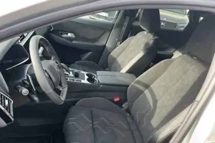 Photo 9 DS DS 7  Hybride Rechargeable E-Tense 225 EAT8