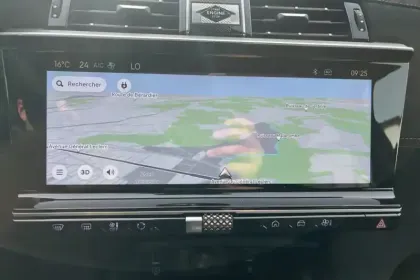 Photo 15 DS DS 7  Hybride Rechargeable E-Tense 225 EAT8