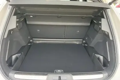 Photo 8 DS DS 7  Hybride Rechargeable E-Tense 225 EAT8