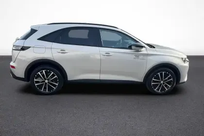 Photo 6 DS DS 7  Hybride Rechargeable E-Tense 225 EAT8