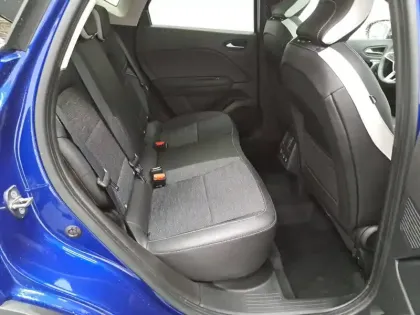 Photo 22 Renault Captur  E-Tech full hybrid 145