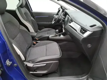 Photo 24 Renault Captur  E-Tech full hybrid 145