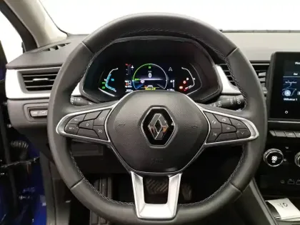 Photo 33 Renault Captur  E-Tech full hybrid 145