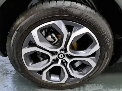 Photo 14 Renault Captur  E-Tech full hybrid 145