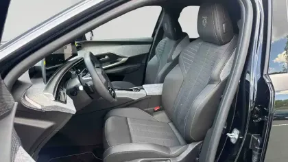 Photo 37 Peugeot 3008  Hybrid 145 e-DCS6