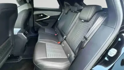 Photo 46 Peugeot 3008  Hybrid 145 e-DCS6