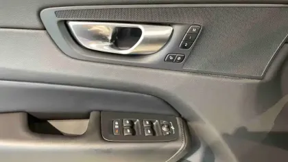 Photo 19 Volvo Xc60  T6 AWD Hybride rechargeable 253 ch+145 ch Geartronic 8