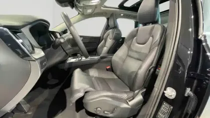 Photo 11 Volvo Xc60  T6 AWD Hybride rechargeable 253 ch+145 ch Geartronic 8