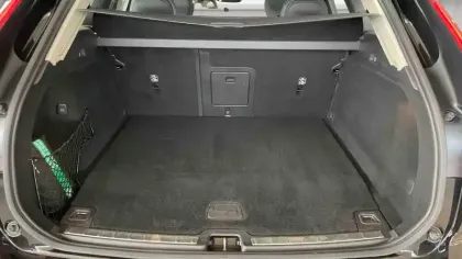 Photo 8 Volvo Xc60  T6 AWD Hybride rechargeable 253 ch+145 ch Geartronic 8