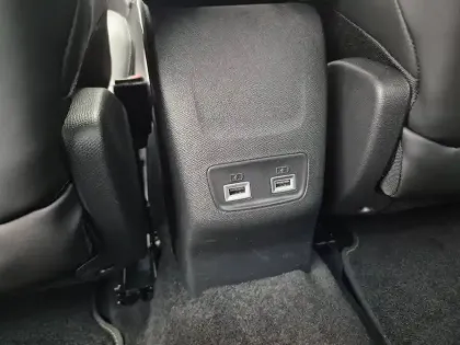 Photo 43 Peugeot 2008  PureTech 130 S&S BVM6