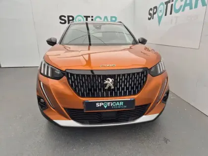 Photo 24 Peugeot 2008  PureTech 130 S&S BVM6