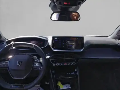 Photo 7 Peugeot 2008  Hybrid 145 e-DCS6